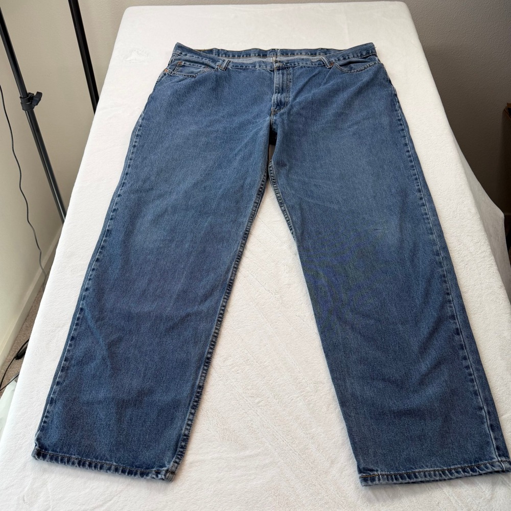 Levi 550 Relaxed Fit Jeans Mens 48x34 Blue Good Medium Wash Denim